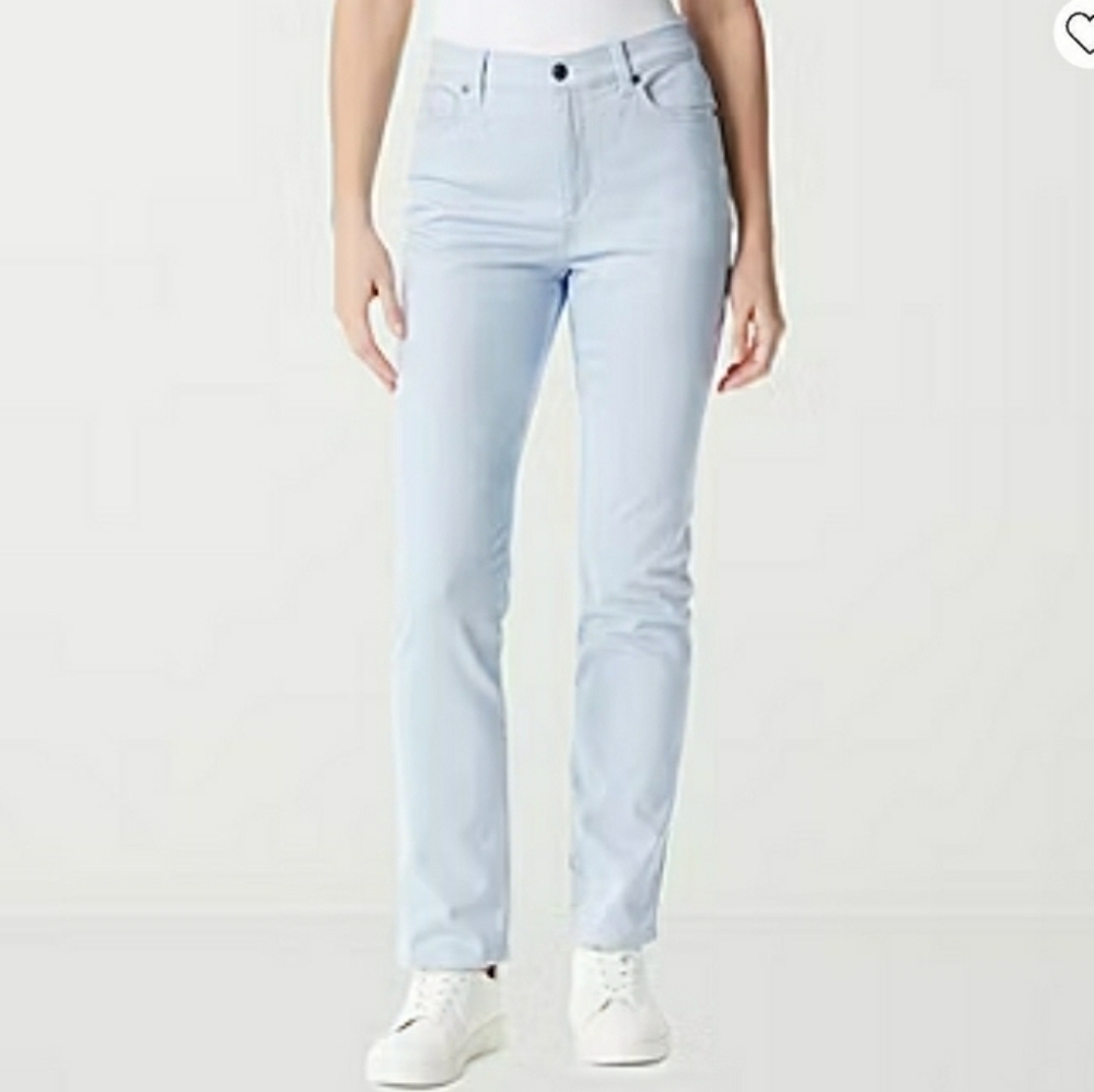 Gloria Vanderbilt Mom's High-waisted Light Blue Denim Jeans, Size 8